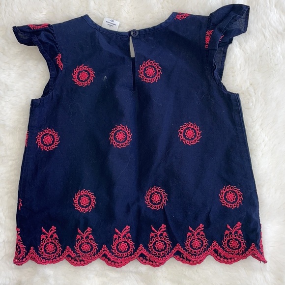Gap 2T navy crop sleeved top - Picture 3 of 5